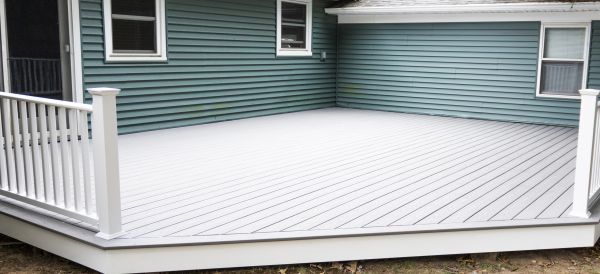 Cost of Vinyl Decking Installation in Noblesville